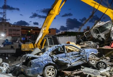 Schrottplatz, Auto