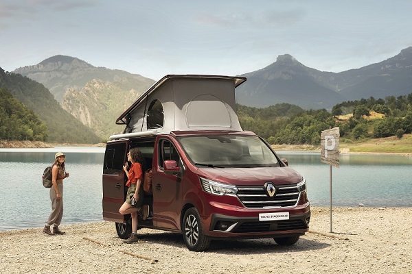 Renault Trafic Spacenomad, Campervan, Reisen