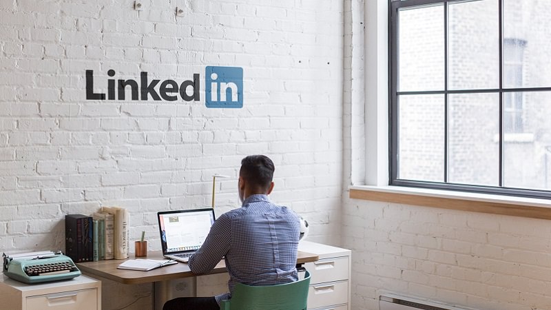 LinkedIn is laying off more than 700 employees and canceling job exchanges in China