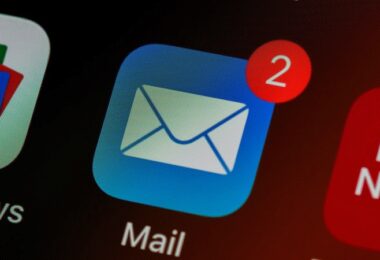 eigene E-Mail-Domain mit iCloud Mail verbinden