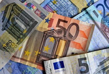 Geld, Geldscheine, Euro, Euroscheine, Euronoten, Banknoten