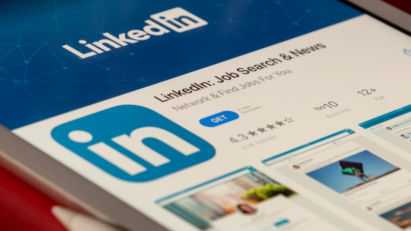 LinkedIn, Karriere, Clubhouse, Update