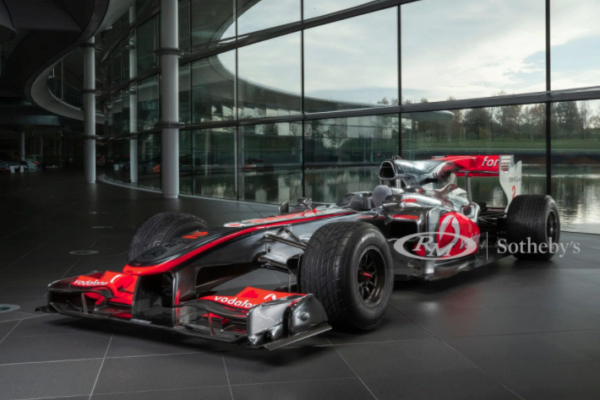 McLaren MP4-25A F1