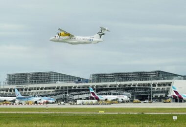 H2FLY Wasserstoffflugzeug, Flughafen