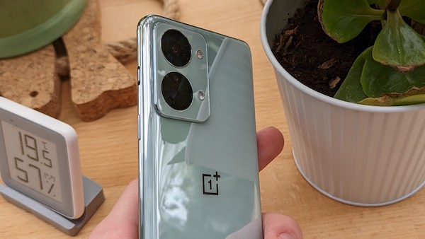 OnePlus Nord 2T