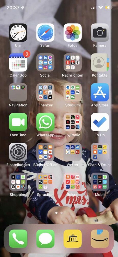 Homescreen von Nicola Winter, Projektmanagerin für Satellitenstarts beim DLR