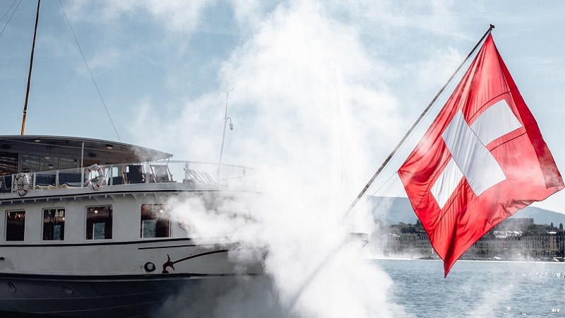 Schweiz, Schweizer Flagge, Zürichsee, beste Schweizer Aktien 2022, Schweizer Dividendenaktien 2022