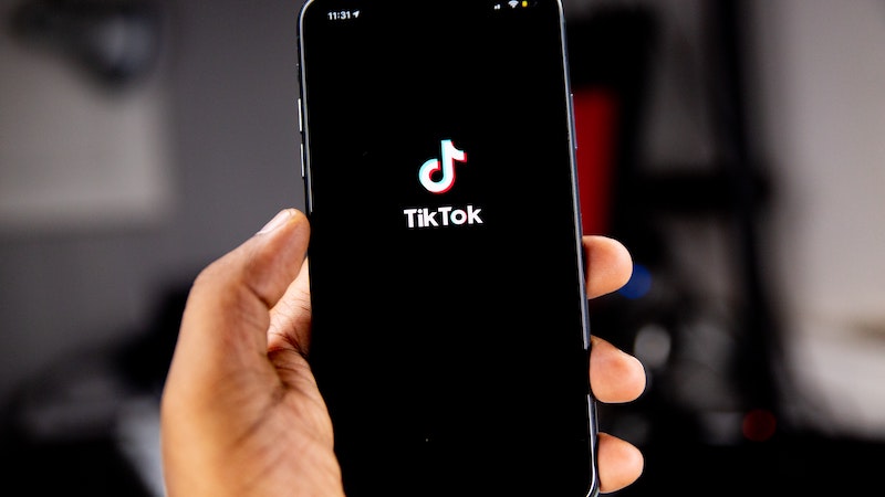 TikTok, KI, AI Greenscreen, Künstliche Intelligenz, Google Imagen, OpenAI, DALL-E