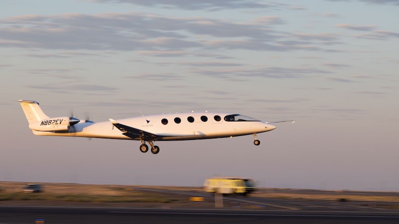 Elektroflugzeug, elektrisches Flugzeug, Pendlerflugzeug, Eviation Aircraft