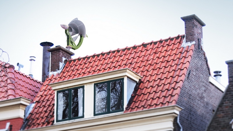 This futuristic pinwheel is suitable for every house roof