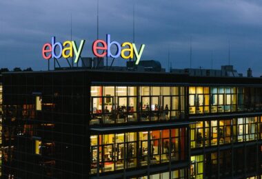 eBay, Steuern, Plattformen-Steuertransparenzgesetz