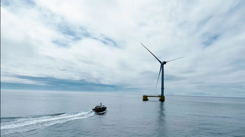 Frankreich, schwimmende Windkraftanlage, Windrad, Meer, Windkraft