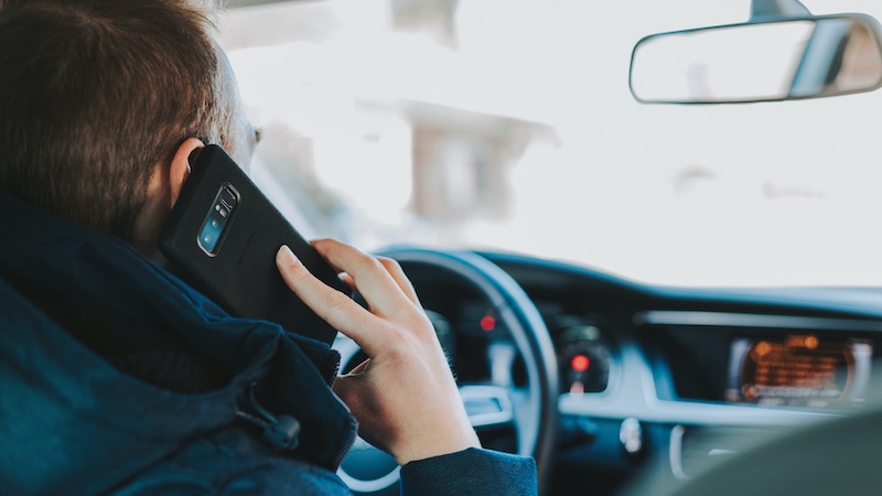 Handy am Steuer, Strafe, Auto, Smartphone, Bußgeld