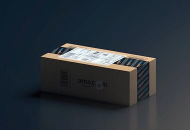 Amazon Bestellung, Jeff Bezos, Amazon, Jahresgehalt, Steuervermeidung, Amazon Abholung, USA, 10 Dollar, Versand, Lieferkosten