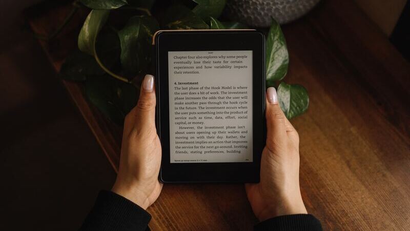 These are the 10 best e-book readers