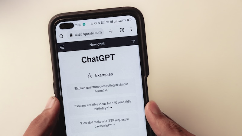 From now on you can also use the ChatGPT app for iOS in Germany