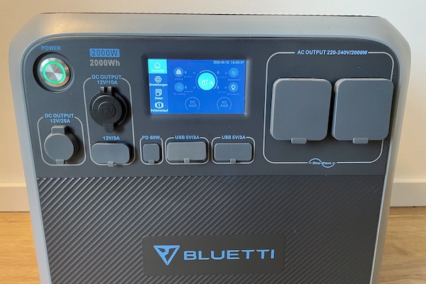 portable power station, Bluetti AC200P, energy storage