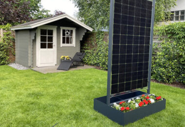 Solar-Blumentopf, Solar-Blumenkübel, Blumentopf-Solaranlage, Solar, Fotovoltaik, Energie