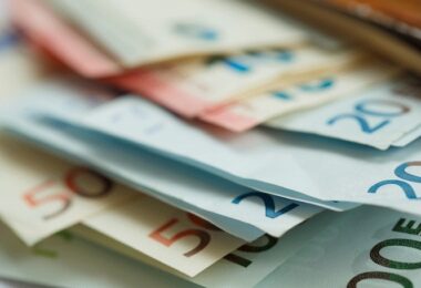 Was ist Cash-Stuffing, Geld sparen, sparen, Trick