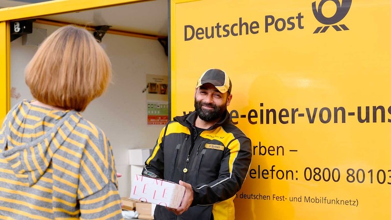 Deutsche Post DHL, Paket abholen lassen, Paket von zuhause verschicken, Paket verschicken