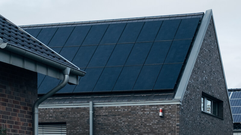 Solaranlage mieten, Verbraucherzentrale, Solaranlagen, Solaranlage, Haus, Fotovoltaik, Fotovoltaikanlage