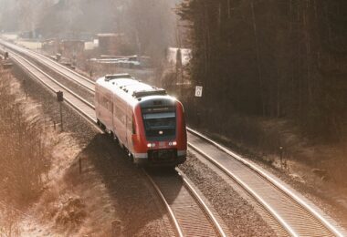 Deutsche Bahn, ÖPNV, Handyempfang Bahn, gelagerte Scheiben