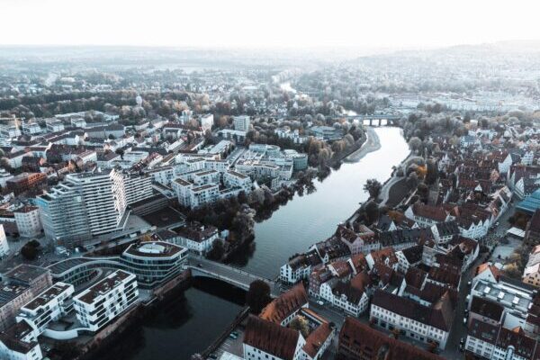 Studium Miete, Studenten, Stadt, Kosten, Lebenshaltung, Job, Wirtschaft, Politik