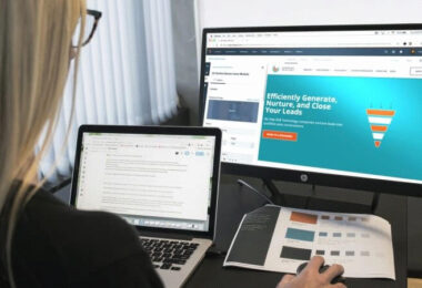 campaign-creators-ARW7Ic7MSAM-unsplash CRM-Software