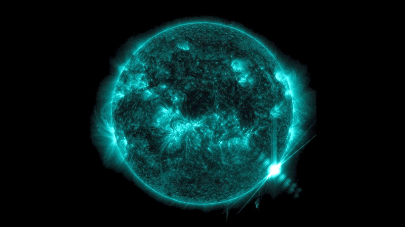 Sonneneruptionen Handynetze, Sonnenstrum, Stromnetz, NASA