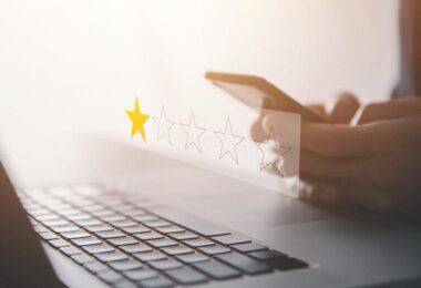 Urteil Klarnamen Kununu Anonymität Bewertung