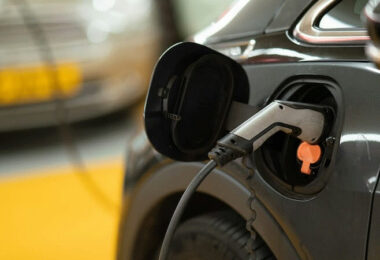Restkörperbatterie, Reichweite 2.000 Kilometer E-Auto. Tailan New Energy Festkörperbatterie