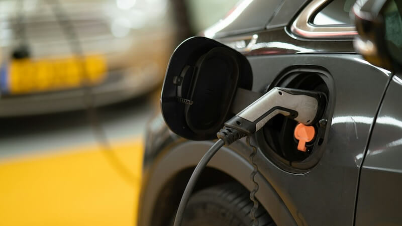 Restkörperbatterie, Reichweite 2.000 Kilometer E-Auto. Tailan New Energy Festkörperbatterie
