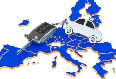 meistverkauften Autos Europa, E-Fahrzeug, Neuzulassungen, Automarkt, Wirtschaft, Tesla, Toyota, Peugeot, Skoda, Ranking