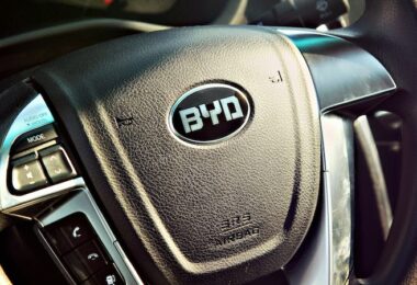 inkognito modus safari ausschalten BYD Nev Auto Abkürzung Bedeutung EM 204 Werbung Banderwerbung