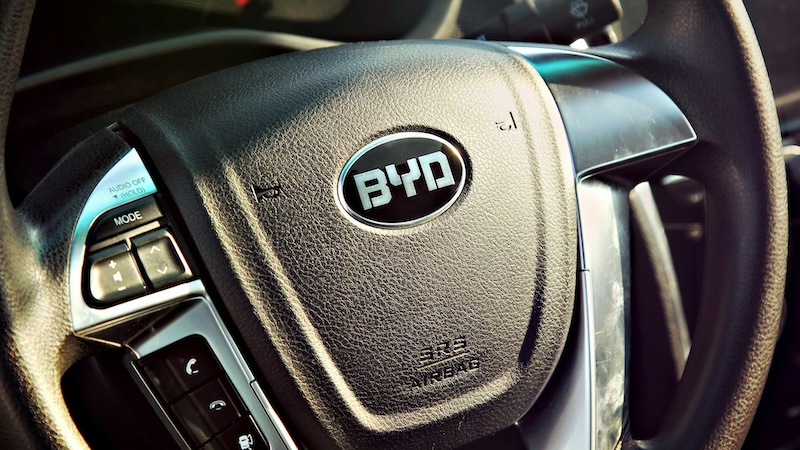 BYD Nev Auto Abkürzung Bedeutung EM 204 Werbung Banderwerbung