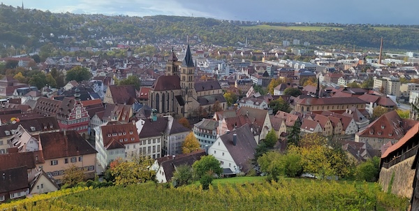 Geld, Hausbesitz, Immobilien, Miete, Wohnen, Stadt, Region, Hausbesitzer, Grundstück, Finanzierung