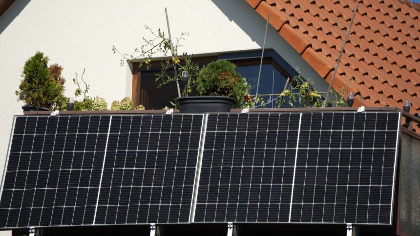Balkonkraftwerke Vergleich, Solar, Solarenergie, Erneuerbare Energie, Solarenergie, Sonne, Haus, Stiftung Warentest, Ranking