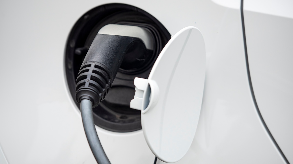 Elektroauto-Mythen, Reichweite, Akku, Rohstoffe, Umwelt, Umweltbilanz, Kosten, Geld, Wirtschaftlichkeit, E-Mobilität, Forschung, Fraunhofer-Institut