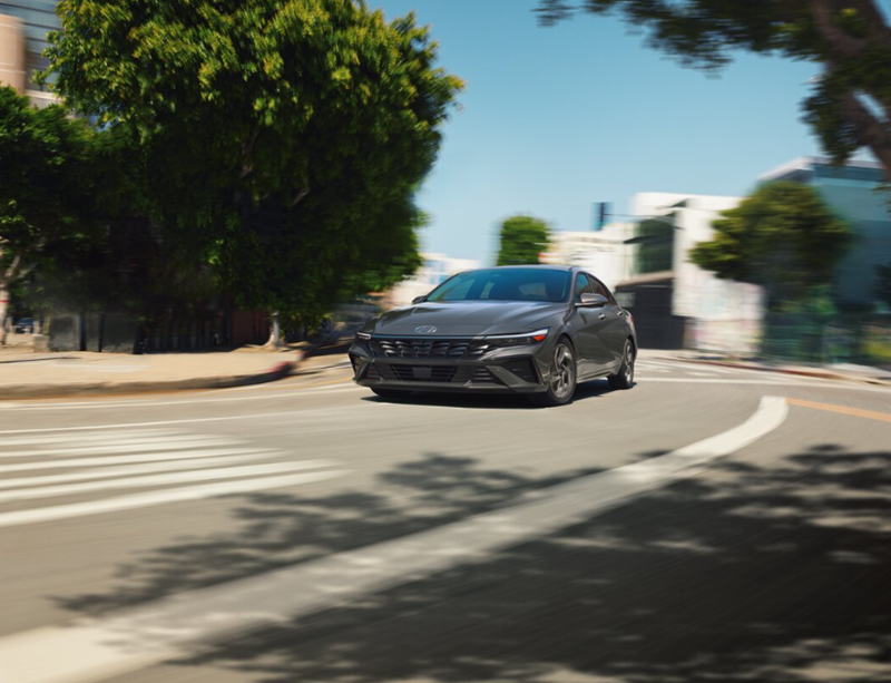 Ein Hyundai Elantra Hybrid.