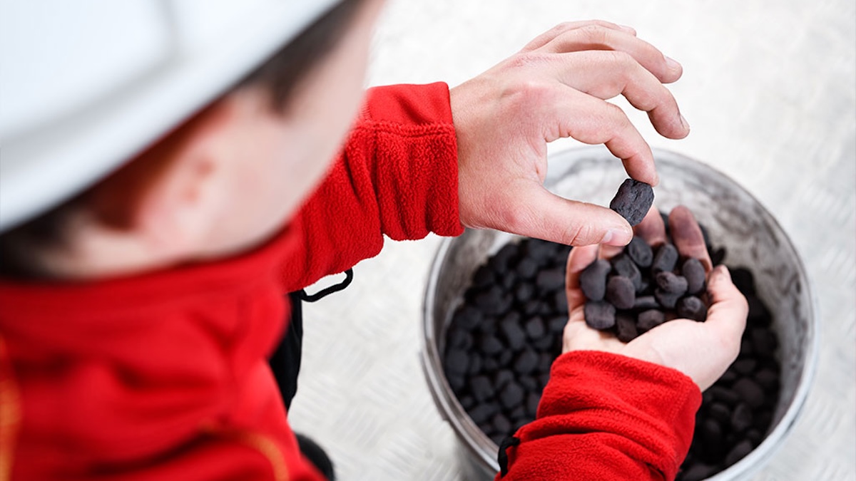 Wasserstoff Eisenkugeln Eisen-Pellets Energiewende Energieversorgung