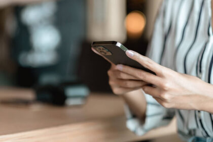 Smartphone-KI Künstliche Intelligenz iPhone Apple Intelligence Google Gemini Galaxy AI Samsung
