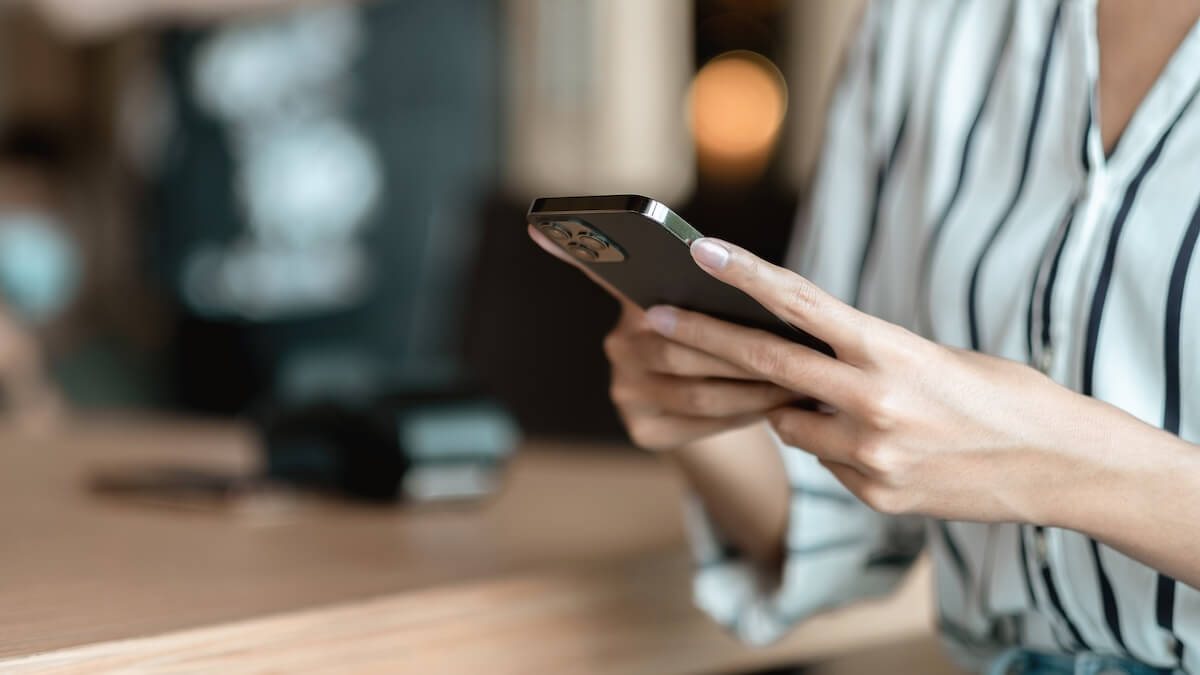 Smartphone-KI-Apple-Google-und-Samsung-im-Vergleich