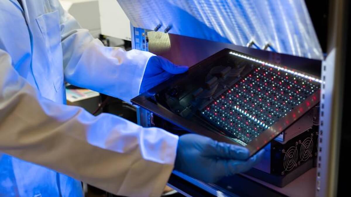 Solarzelle künstliches Licht Strom Solarenergie PV-Anlage Photovoltaik