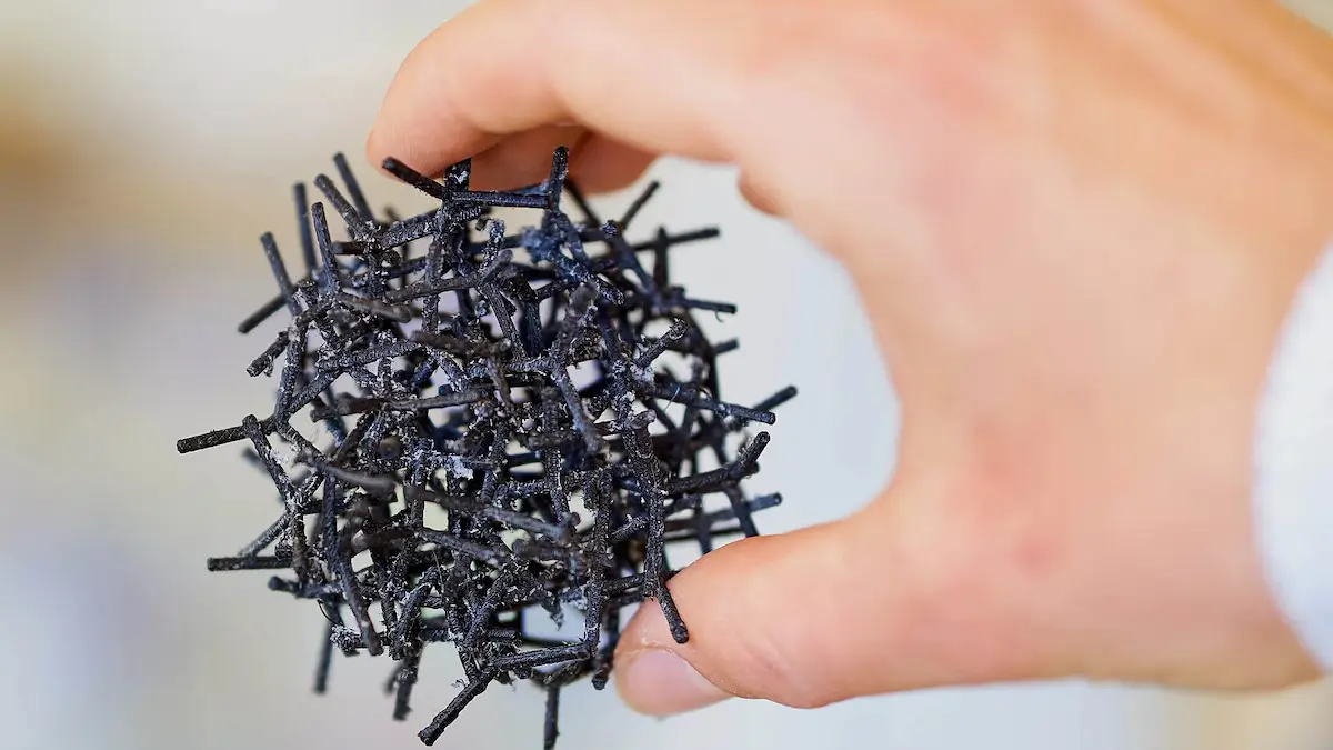 Neues-Super-Material-besteht-fast-nur-aus-Luft-und-ist-trotzdem-stabil