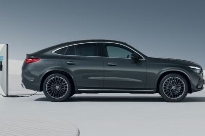Mercedes-Benz GLC Plug-in Hybrid Auto Wagen Stromsäule laden