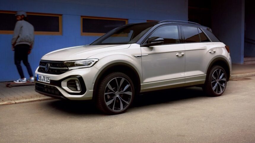 VW T-Roc Auto Wagen SUV Straße