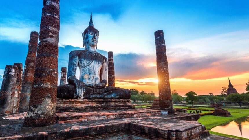 Thailand Buddha Statue Sonnenuntergang Landschaft Asien