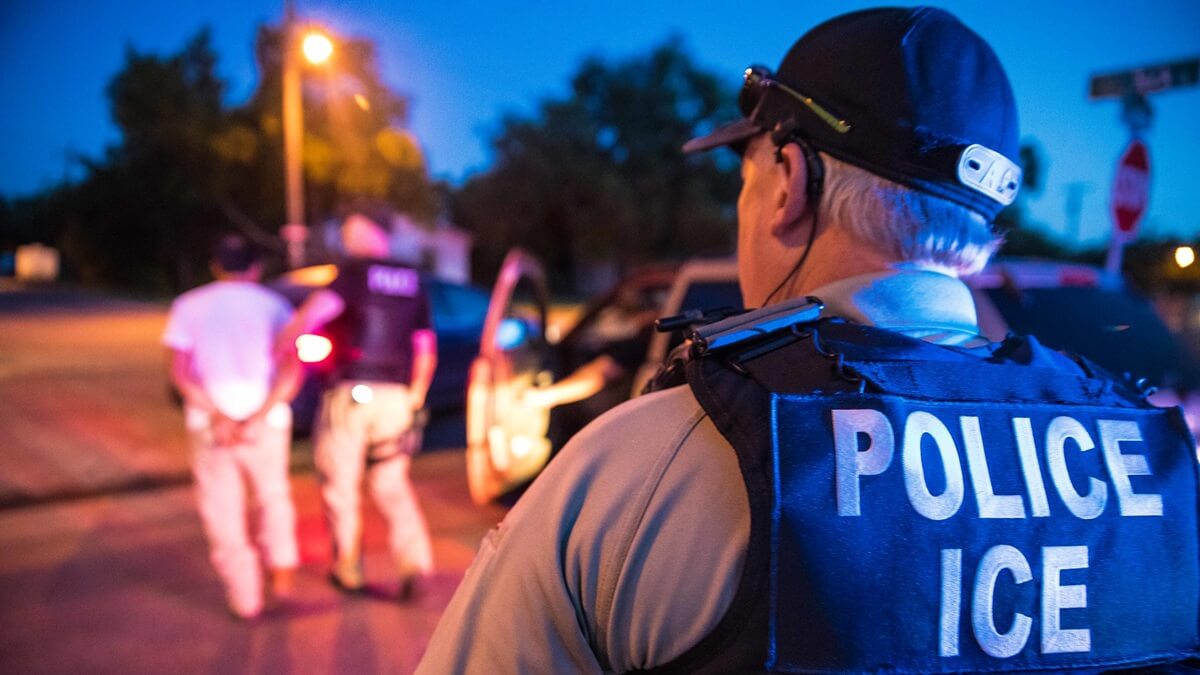 Agenten der Einwanderungsbehörde ICE in den USA im Einsatz