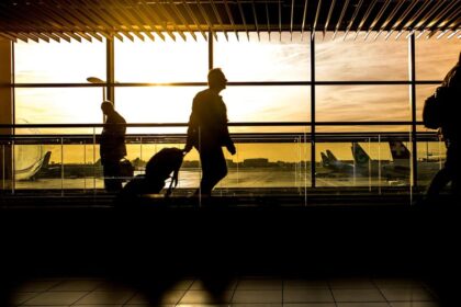 Flughafen Auswanderer Sonnenuntergang