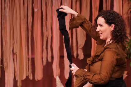 Strumpfhosen-Spray Höhle der Löwen, Nylam, Ralf Dümmel, Wirtschaft, Laufmasche, Strumpfhose